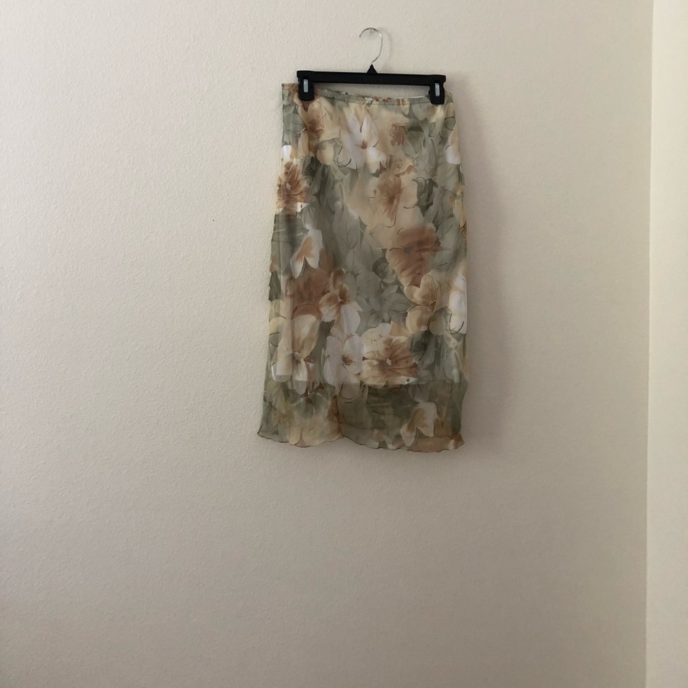 Floral skirt size L - Picture 2 of 2